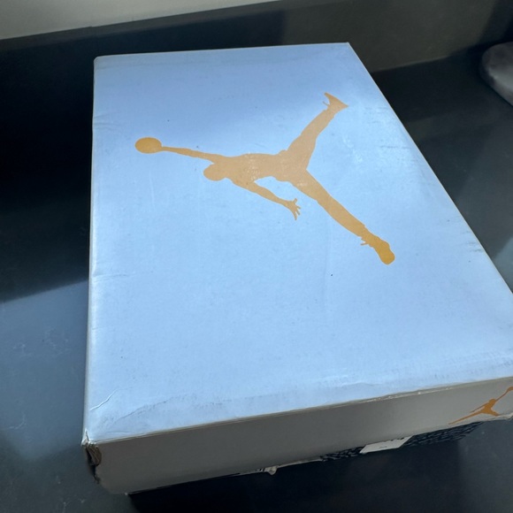 Women’s Air Jordan 3 Retro - Picture 13 of 13